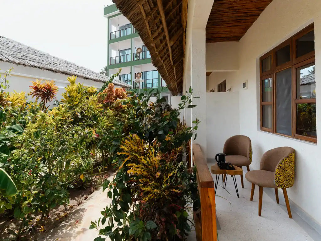 Standard Garden Room